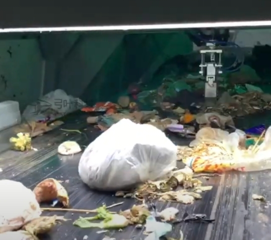 Household food waste recycling, Robots demonstrate exceptional efficiency