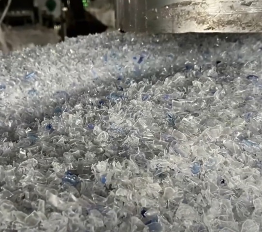 100 tons/day large PET flakes washing plant, Doubling capacity with labor cost reduced by 60%